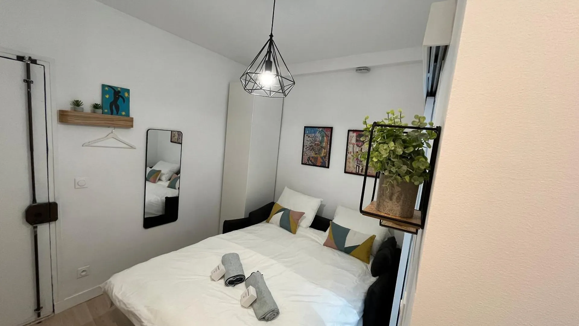 Oberkampf By Edelsam 18 Apartment Paris France